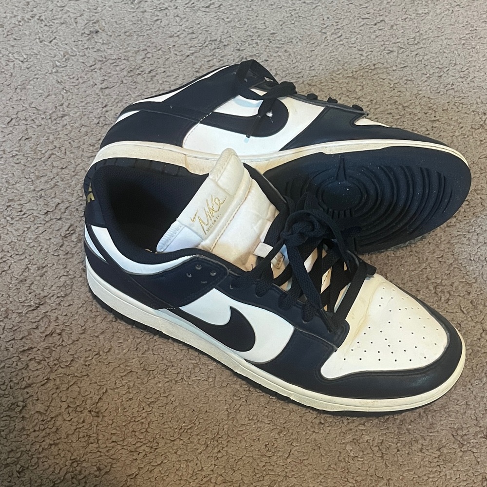 Nike navy and White Low-Top Dunk Sneakers women’s size 11